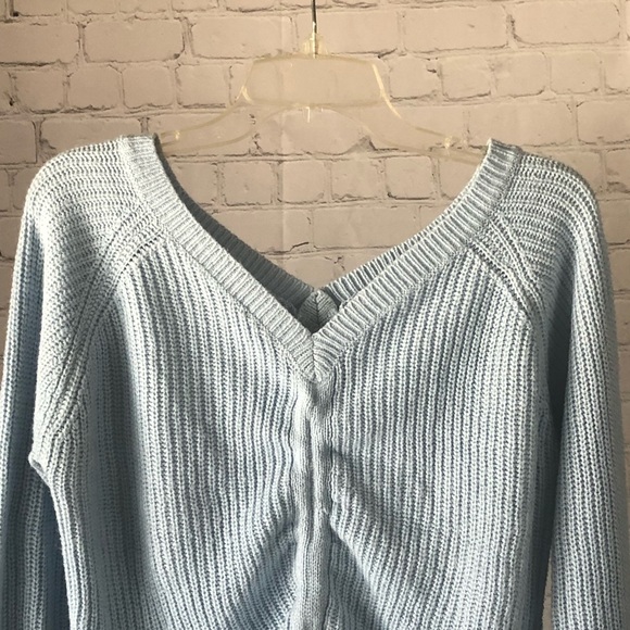 SWEATER - Women's Jolie & Joy light blue sweater with cinched tie front. Size XL - Picture 3 of 13
